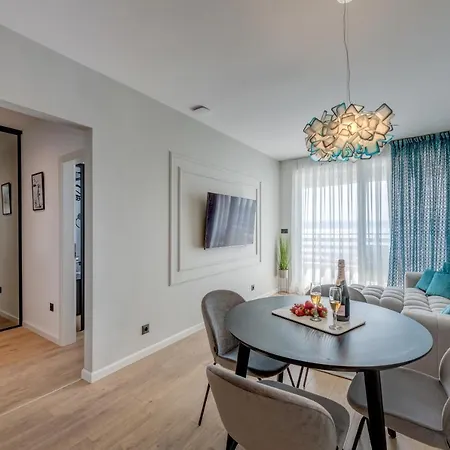 Beachfront Holiday Apartment Split